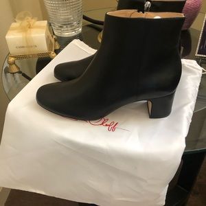 Joan Oloff Black Leather Boots 9 NWOT Aeron designed by podiatrist $360